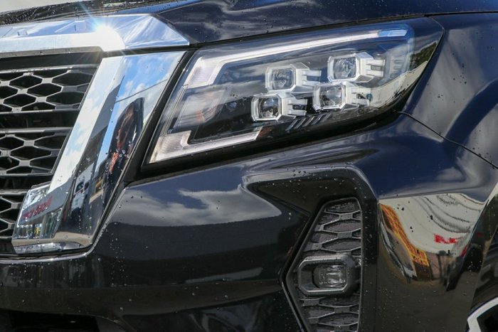 2025 Nissan Navara ST-X DUAL CAB