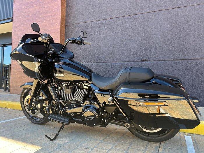 2025 Harley-Davidson Road Glide 117 (FLTRX) Touring Black