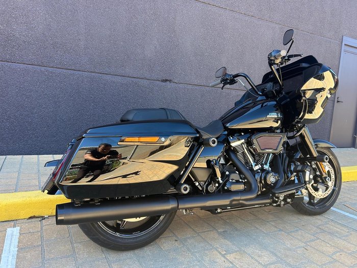 2025 Harley-Davidson Road Glide 117 (FLTRX) Touring Black