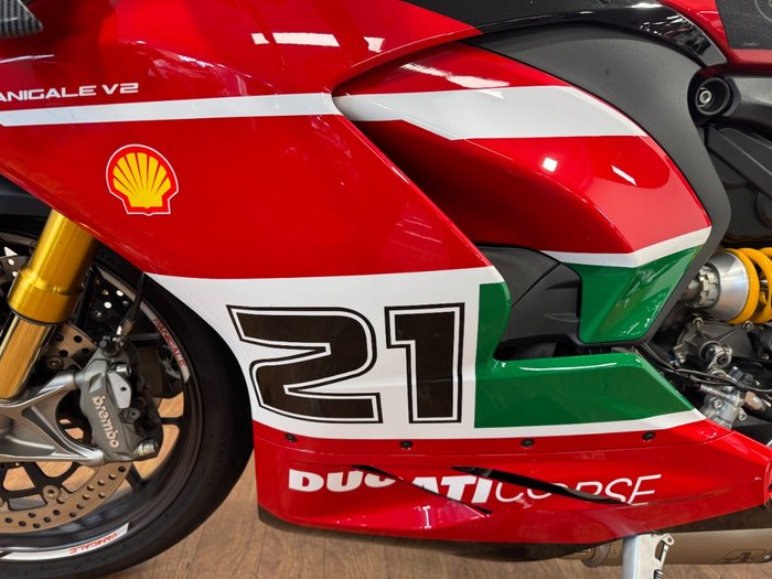 2023 Ducati PANIGALE V2 RED
