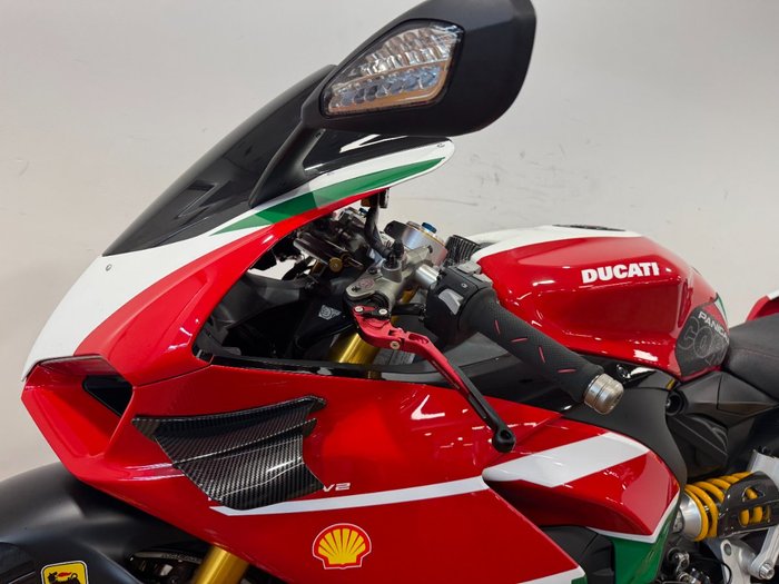 2023 Ducati PANIGALE V2 RED