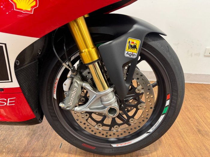 2023 Ducati PANIGALE V2 RED