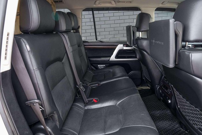 2019 Toyota Landcruiser Sahara