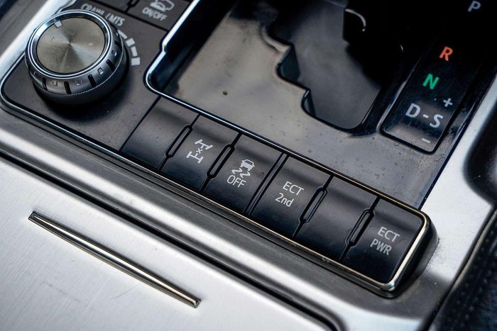 2019 Toyota Landcruiser Sahara