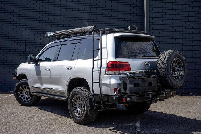 2019 Toyota Landcruiser Sahara