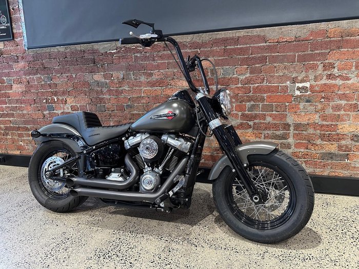 Harley-Davidson Slim 107 (FLSL) Softail