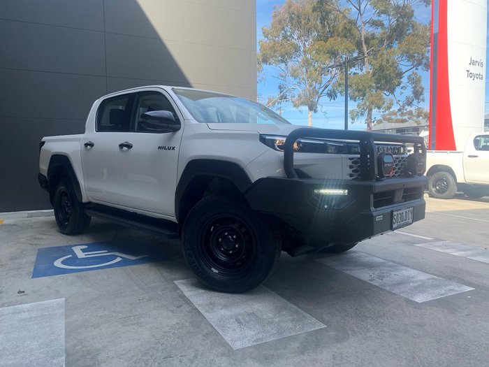 2025 Toyota Hilux