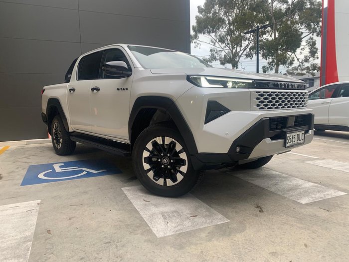 2025 Toyota Hilux