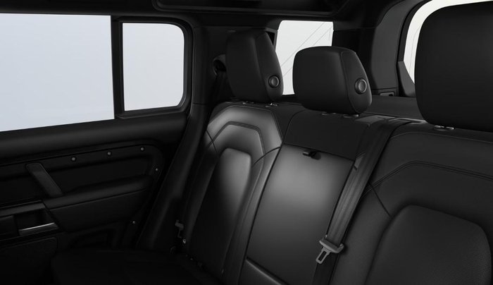 2026 Land Rover Defender 110 D250 S