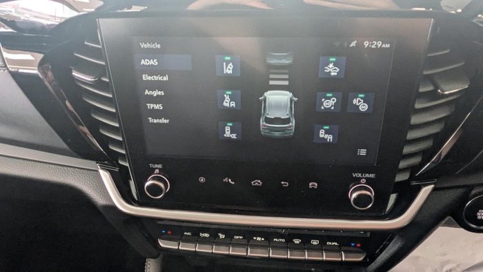 2025 Isuzu MU-X LS-T