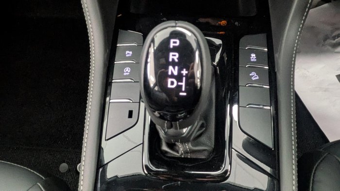 2025 Isuzu MU-X LS-T