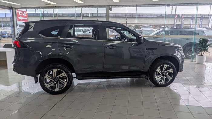 2025 Isuzu MU-X LS-T