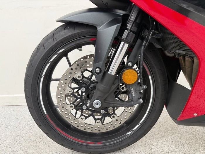 2023 Honda CBR650R Red