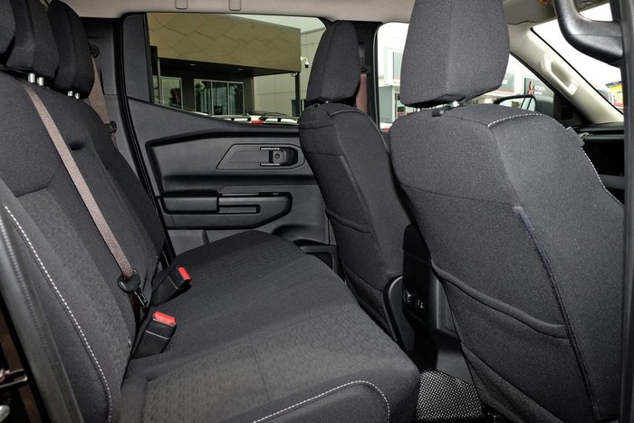 2025 Mitsubishi Triton GLX+