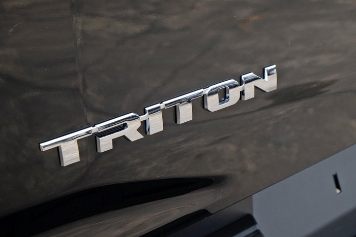 2025 Mitsubishi Triton GLX+