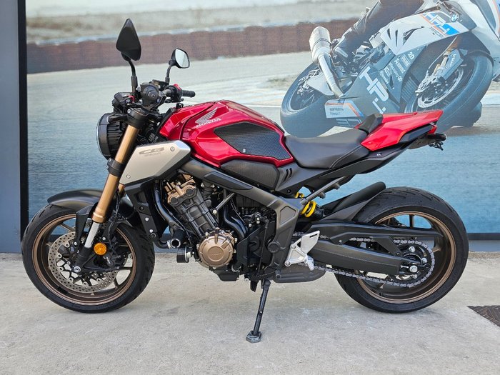 2019 Honda CB650R Red