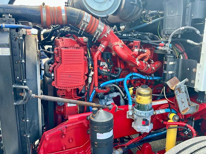 2012 Kenworth T400 Series T403 DAY CAB White