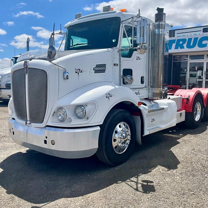 2012 Kenworth T400 Series T403 DAY CAB