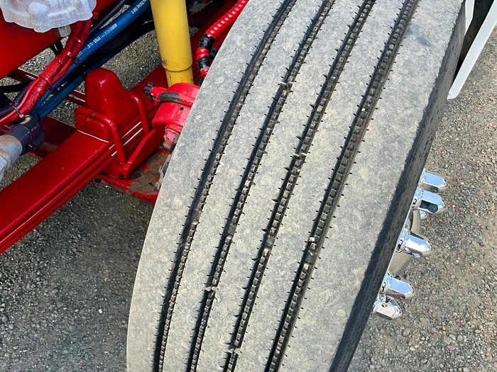 2012 Kenworth T400 Series T403 DAY CAB White