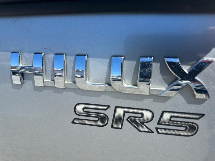 2015 Toyota Hilux SR5 KUN26R MY14 4X4 Dual Range Silver Sky