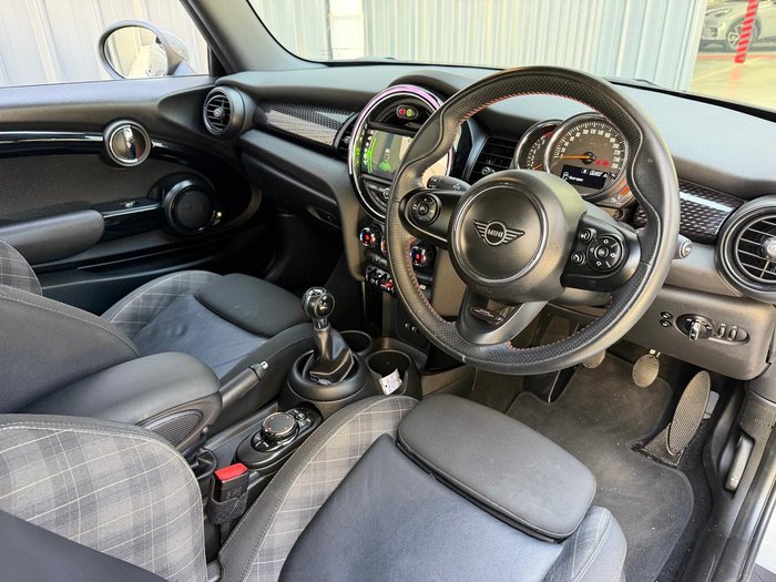 2019 MINI Convertible Cooper S F57 LCI Moonwalk Grey