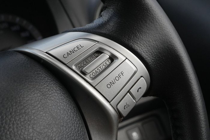 2017 Nissan Navara ST-X