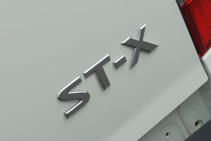 2017 Nissan Navara ST-X