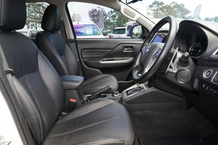 2023 Mitsubishi Triton GLS