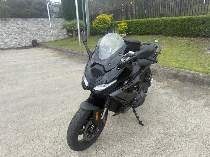 2025 BMW R 1300 RS Triple Black