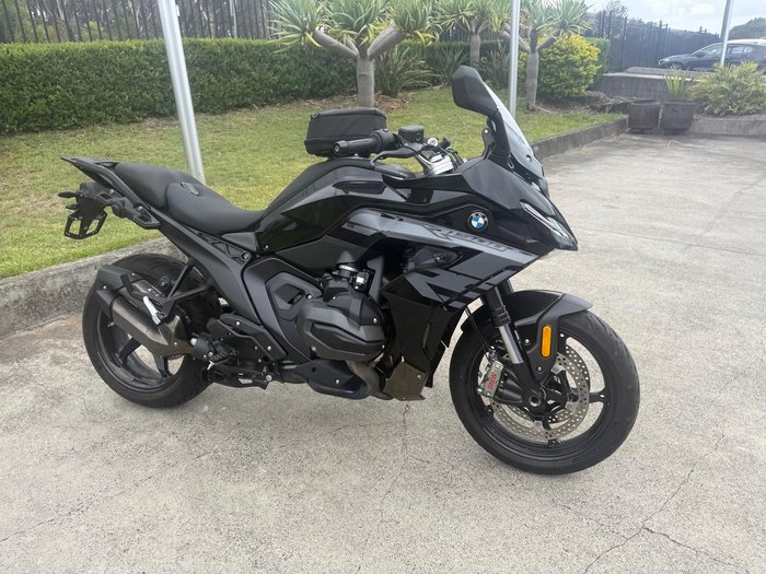 2025 BMW R 1300 RS Triple Black