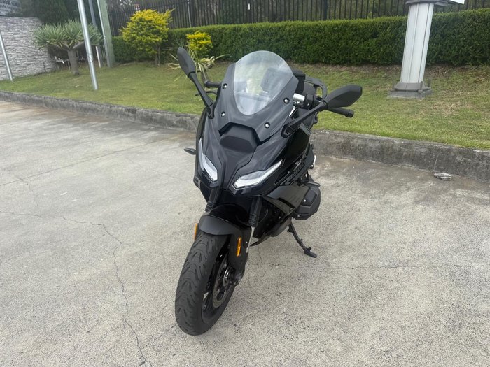 2025 BMW R 1300 RS Triple Black R 1300 Black