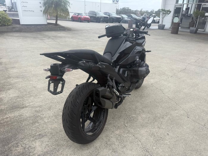 2025 BMW R 1300 RS Triple Black R 1300 Black