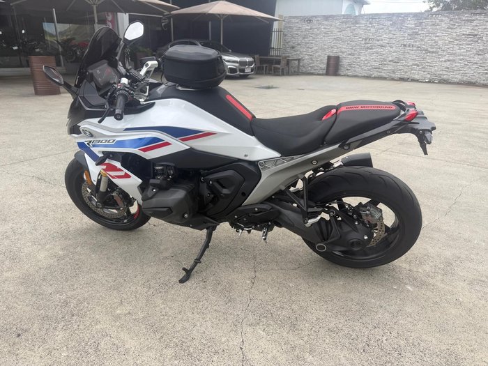2025 BMW R 1300 RS Performance