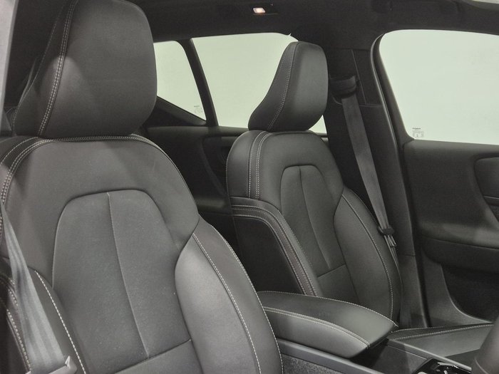 2022 Volvo XC40 Recharge Pure Electric