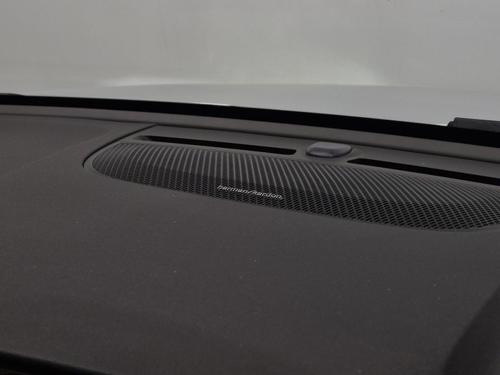 2022 Volvo XC40 Recharge Pure Electric MY22 AWD Glacier Silver