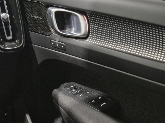 2022 Volvo XC40 Recharge Pure Electric