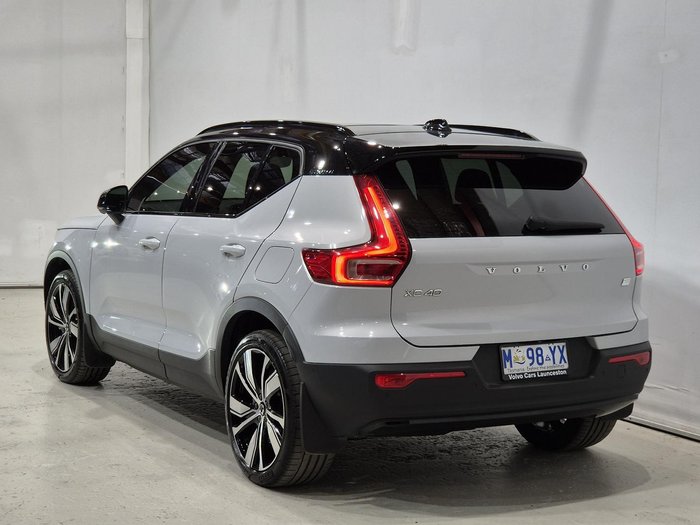 2022 Volvo XC40 Recharge Pure Electric