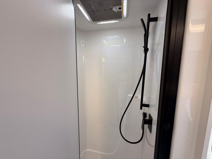 2025 New Age Caravans Manta Ray Mr19er My26