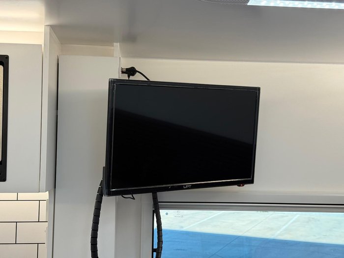 2025 New Age Caravans Manta Ray Mr19er My26