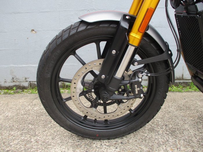 2023 Triumph SCRAMBLER 400 X BLACK