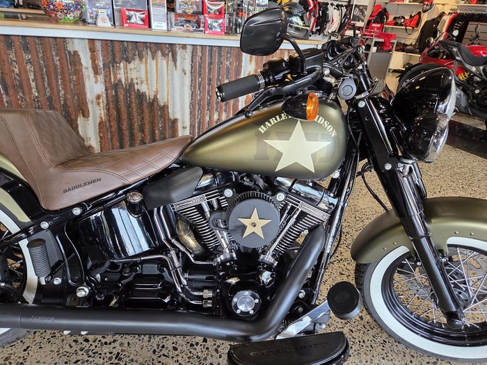 2017 Harley-Davidson Softail Slim S (FLSS)