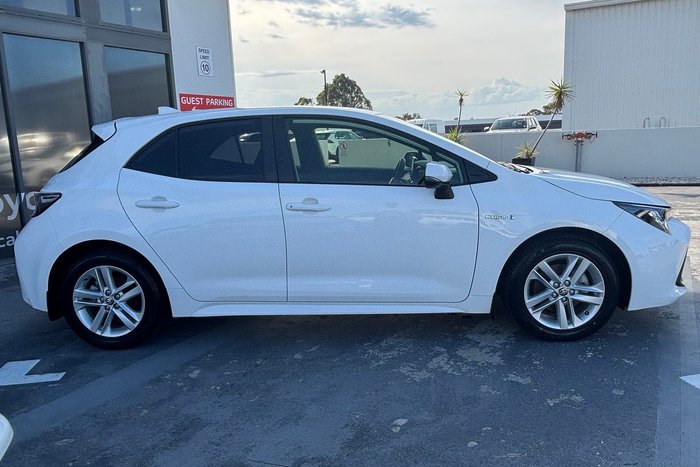 2020 Toyota Corolla Ascent Sport Hybrid