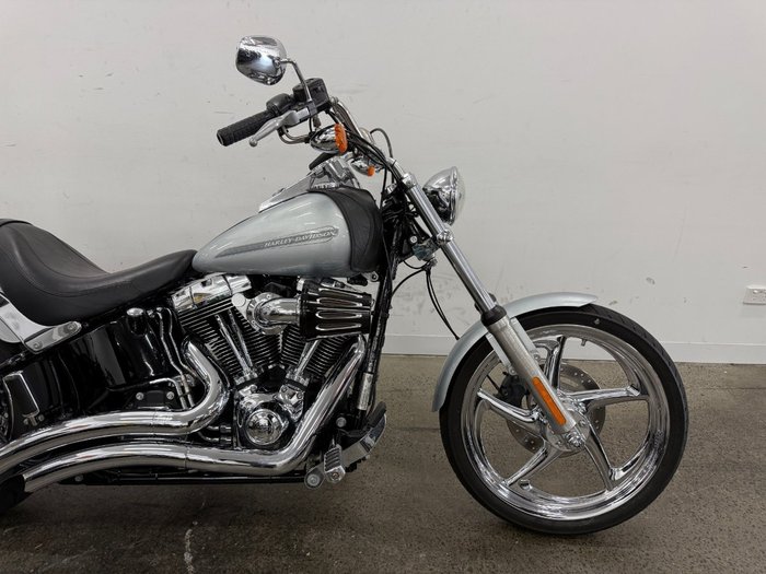 2012 HARLEY-DAVIDSON FXST SOFTAIL STANDARD Silver