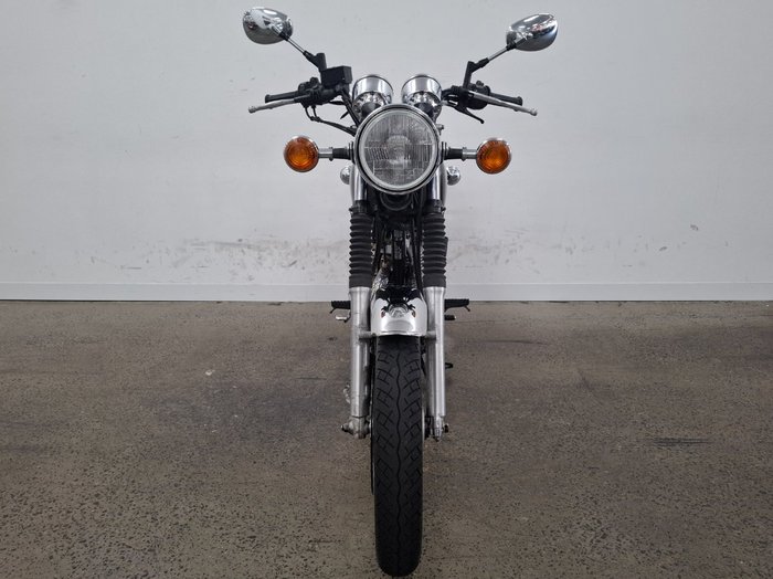 2017 Yamaha SR400 Green