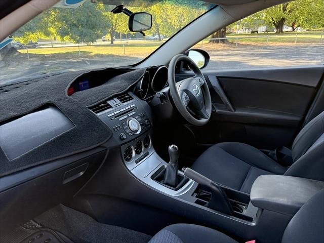 2010 Mazda 3 Neo