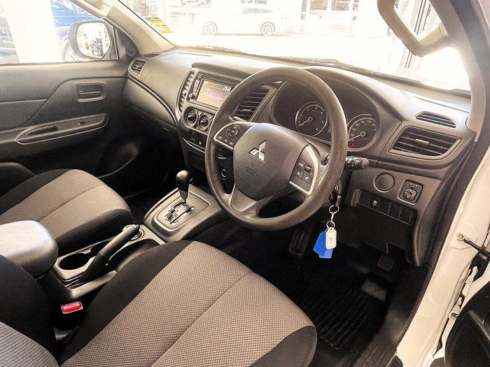 2019 Mitsubishi Triton GLX