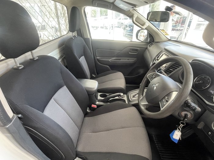 2019 Mitsubishi Triton GLX