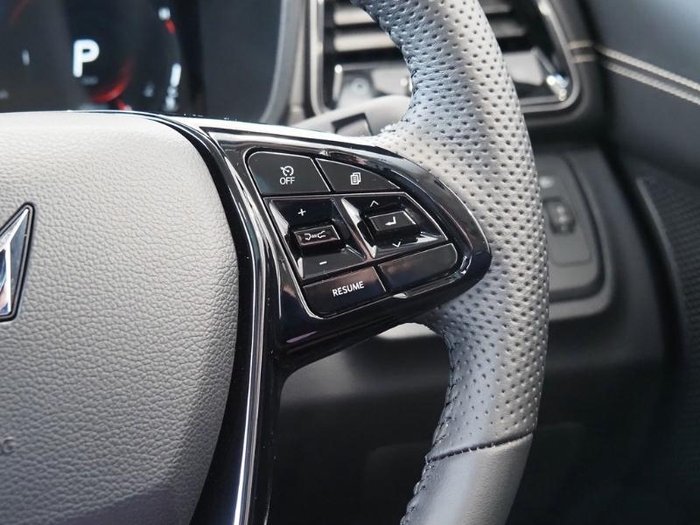 2025 Mahindra XUV3XO AX7L