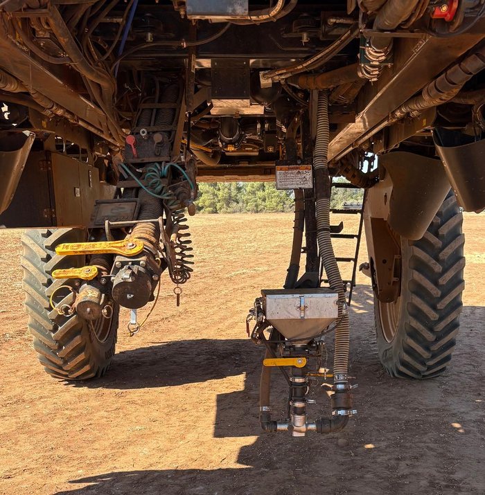 2021 Miller Nitro 7380 Sp Sprayer