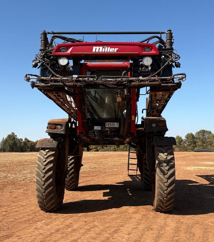 2021 Miller Nitro 7380 Sp Sprayer